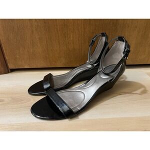 Bandolino Black Omira Shiny Wedge Heel Sandal Women Size 10.5